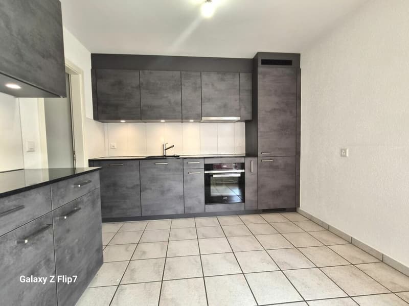 Marly - Spacieux appartement rénové de 4.5 pièces au 1er étage (3)