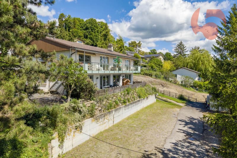 Villa individuelle avec revenu locatif à deux pas du lac (1)