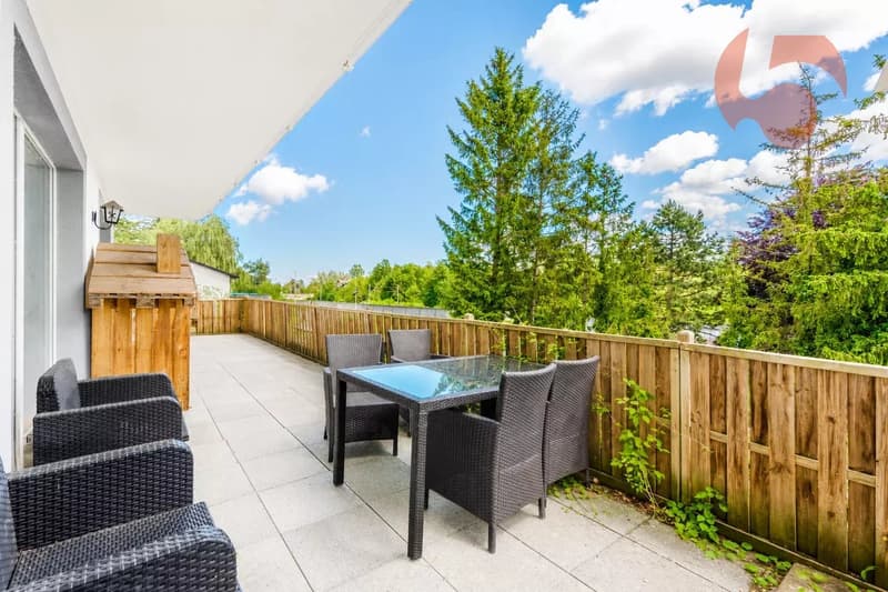 Villa individuelle avec revenu locatif à deux pas du lac (5)