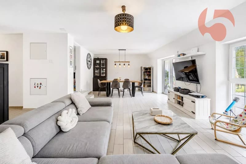 Magnifique 3.5 pièces de 102.8 m² dans une PPE de seulement 3 logements (1)