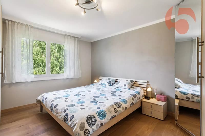 Bel appartement traversant de 4,5 pièces (4)