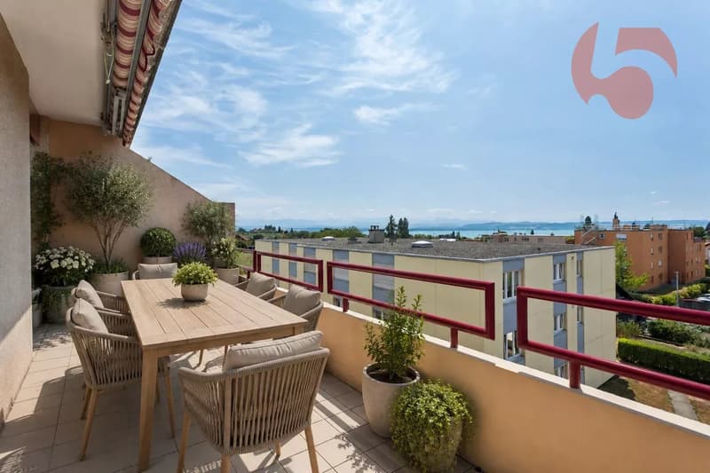 Bel appartement traversant de 4,5 pièces (3)