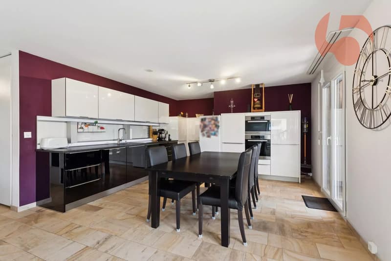 Bel appartement traversant de 4,5 pièces (10)