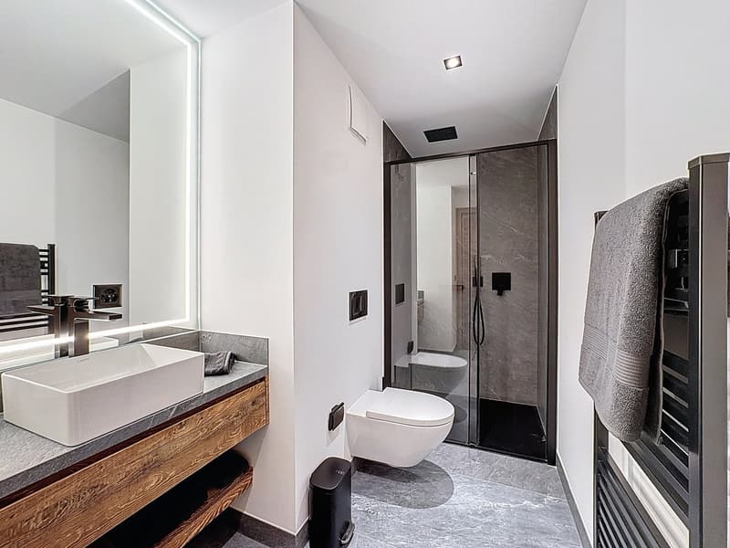 Magnifique appartement de 5.5 pièces de standing au coeur du Golf (7)