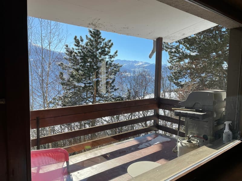 Écrin de prestige avec vue imprenable à Montana-Village (4)