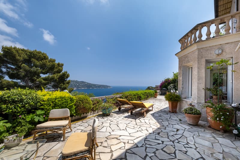 NICE - VILLA BOURGEOISE VUE MER PANORAMIQUE (7)