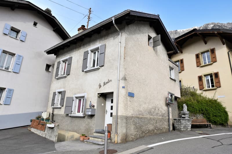 FULLY -  BAISSE DE PRIX - CHARMANTE MAISON VILLAGEOISE 3.5 PIECES (12)