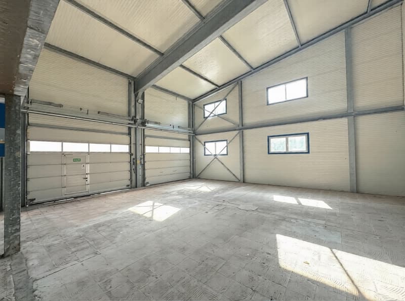 SIERRE - HALLE INDUSTRIELLE DE 2'200 M2 AVEC PROJET DE TRANSFORMATION (3)