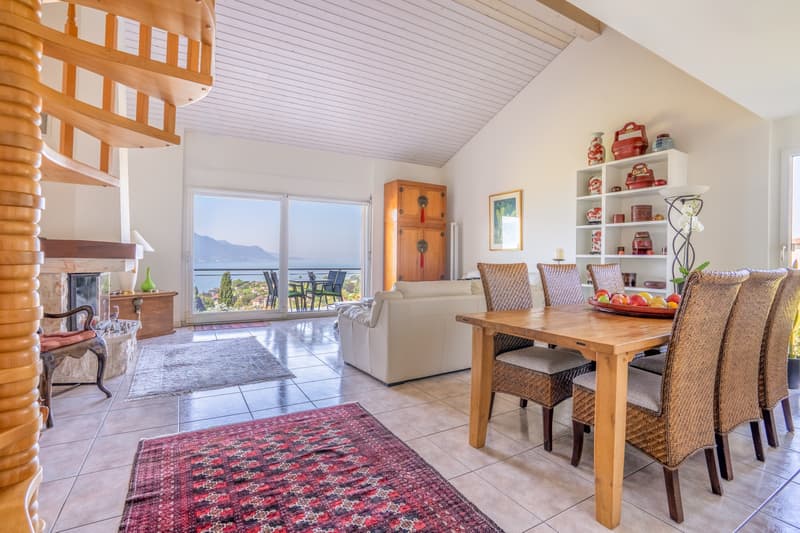 RESERVE - MONTREUX - SPACIEUSE VILLA MITOYENNE AVEC VUE PANORAMIQUE (5)