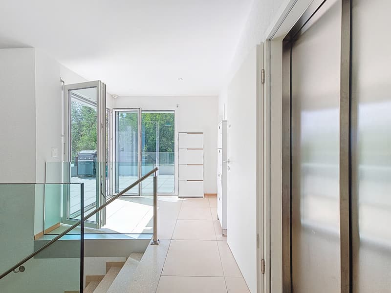 BRENT - DUPLEX EN ATTIQUE DE 5.5 PIECES AVEC VUE PANORAMIQUE (8)