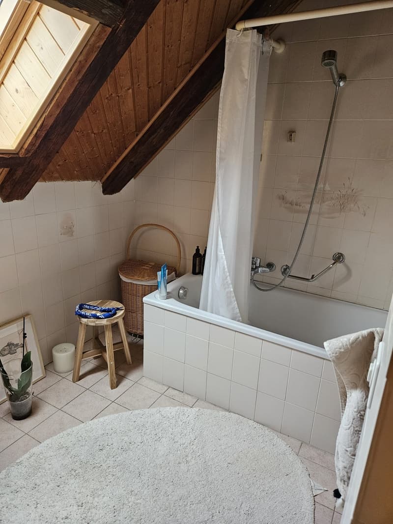 Appartement de 3 pièces au 2ème étage - Chemin de Montilier 5 - (4)