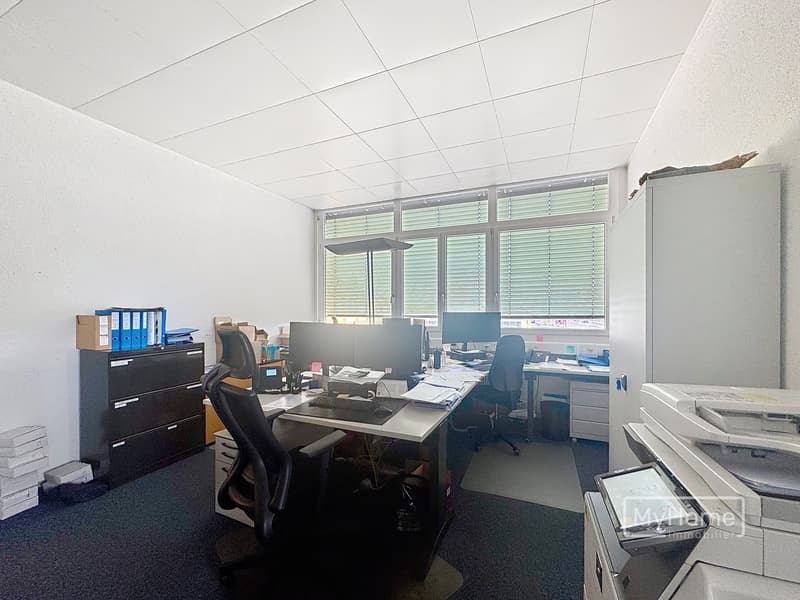 Surface de bureaux de 345 m2 à louer (3)