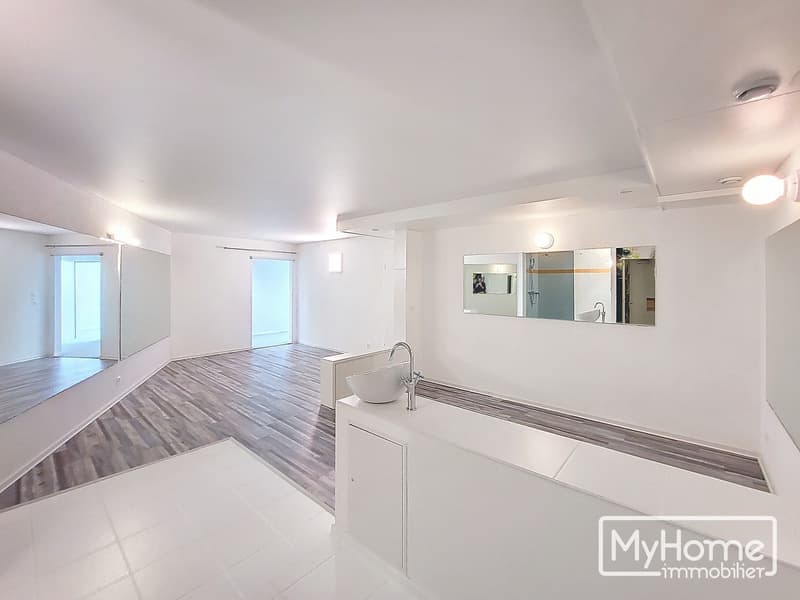 Superbe surface commerciale de 346m2 (4)