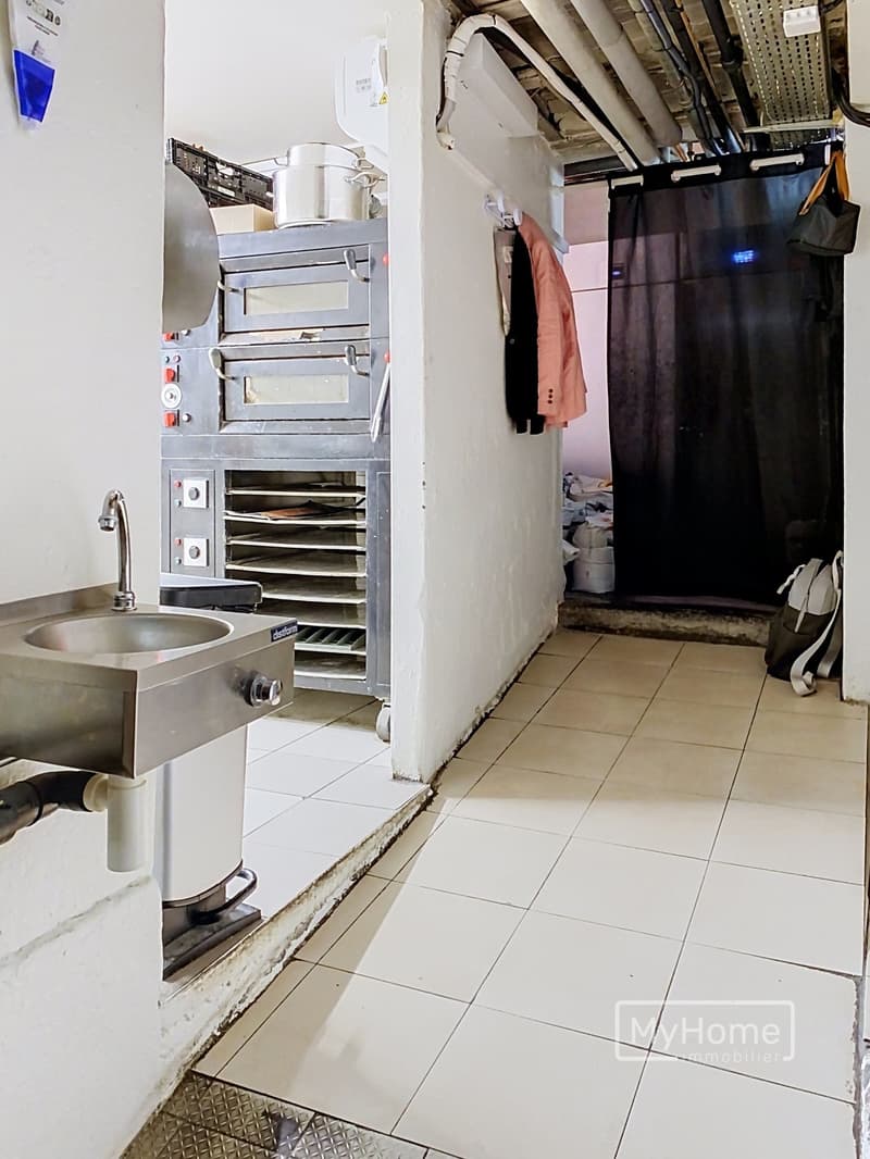 Local commercial avec laboratoire (5)