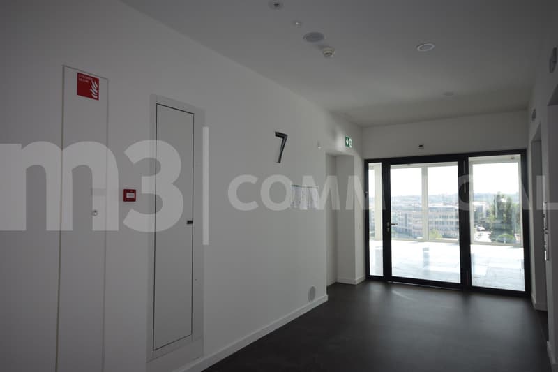 Lancy-Pont-Rouge - 1260 m2 de bureaux au 7ème étage (2)