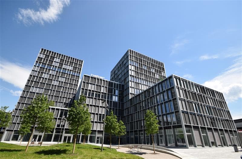 Surfaces de bureaux de 680 m2 à Lancy Pont-Rouge (1)