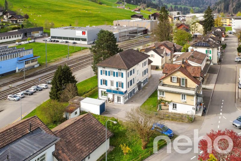 Attraktives Mehrfamilienhaus an bevorzugter Lage in Degersheim (2)