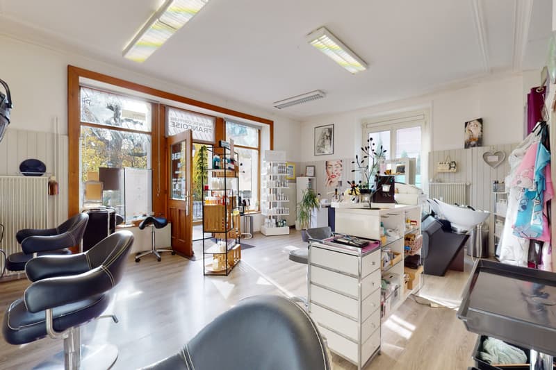 Immeuble mixte rénové au centre de Porrentruy (11)