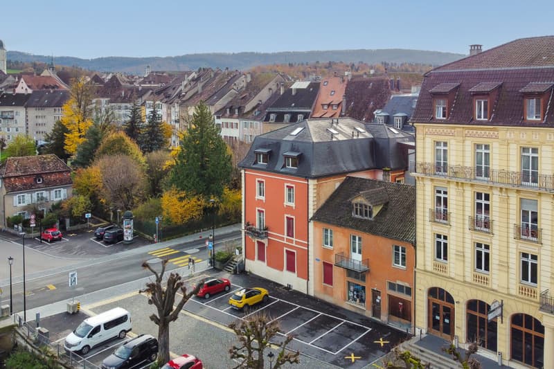Immeuble mixte rénové au centre de Porrentruy (2)