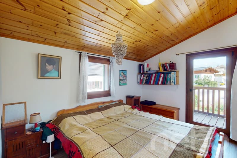 Exclusif: Chalet rénové au centre du village avec 3.5 pièces et studio (7)