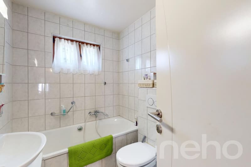 Exclusif: Chalet rénové au centre du village avec 3.5 pièces et studio (9)