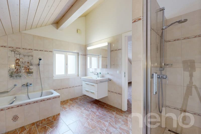 Spacieux duplex rénové de 160 m² au c?ur du village de Riddes (7)