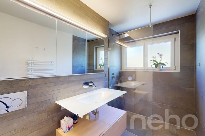 Einfamilienhaus mit Einliegerwohnung in Oleyres (7)