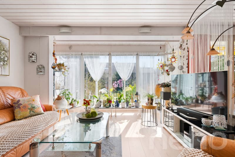 Maison familiale spacieuse avec jardin dans environnement calme (4)