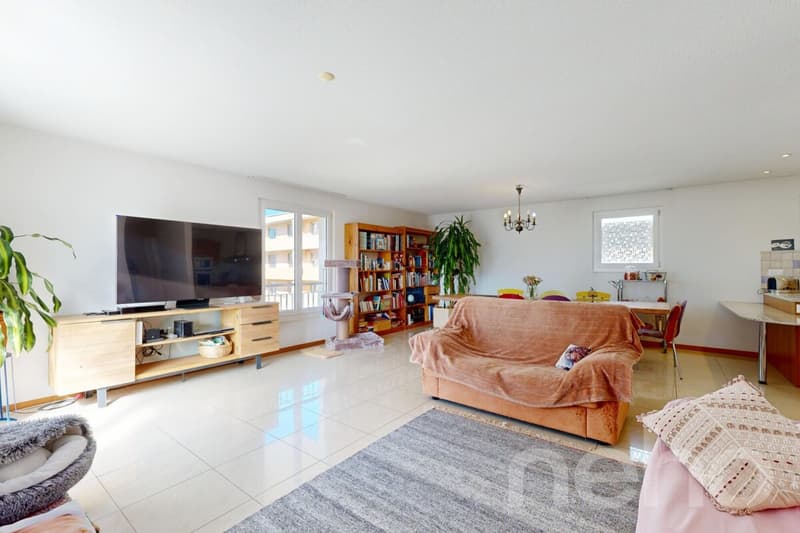 Corcelles: Grand 4.5 pièces lumineux avec 2 balcons, proche commodités (12)