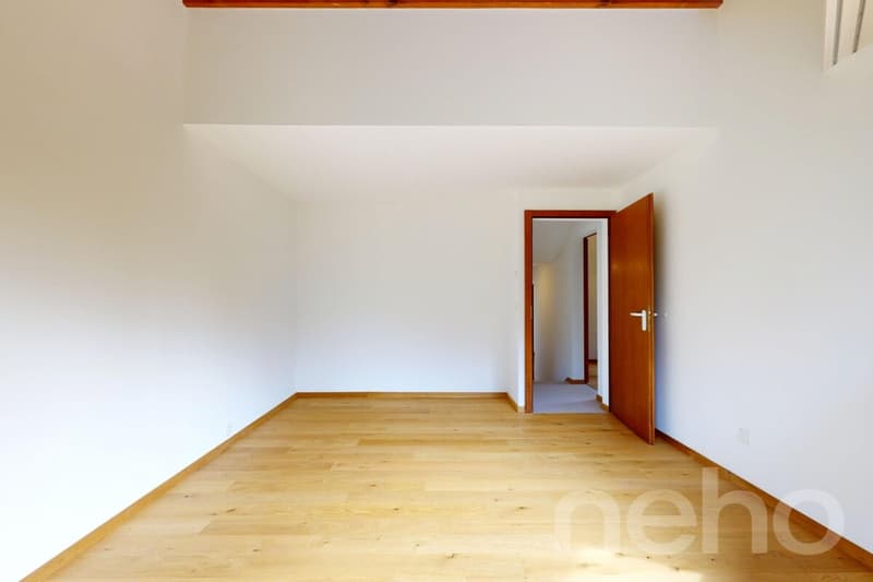Gepflegtes 6-Zimmer Doppeleinfamilienhaus an bevorzugter Lage (10)