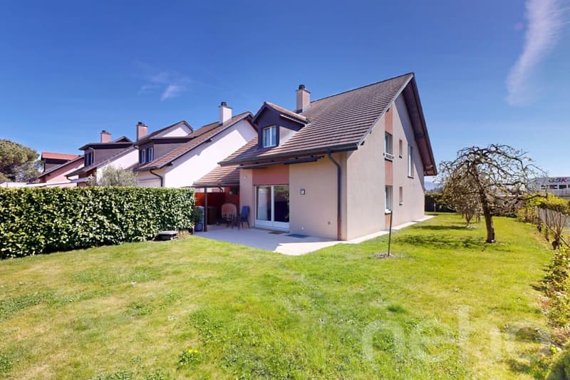 Confort et espace : maison jumelle 5.5 pièces avec jardin à Gland (4)