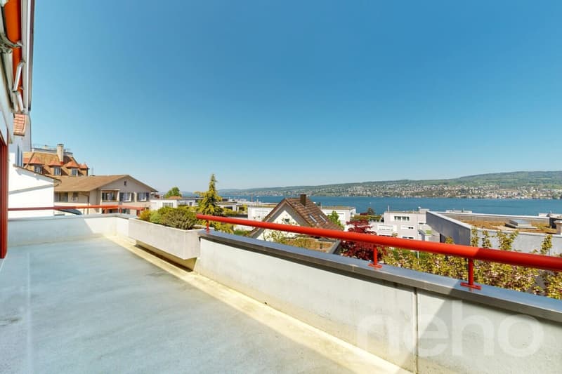 Panorama-Seesicht mit grosser Terrasse (2)