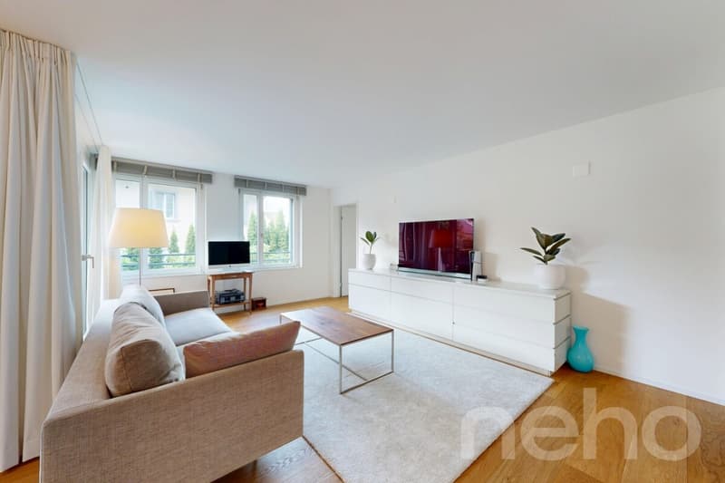 Moderne Neubauwohnung in familienfreundlicher Lage von Uster (2)