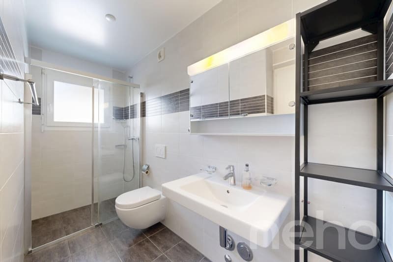Appartement duplex "comme une maison" de 4.5 pièces avec jardin (8)