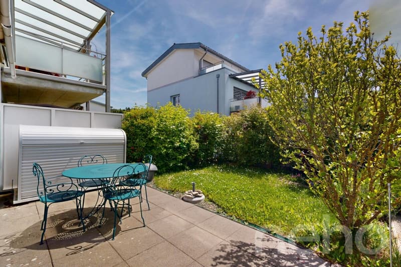 Appartement duplex "comme une maison" de 4.5 pièces avec jardin (12)