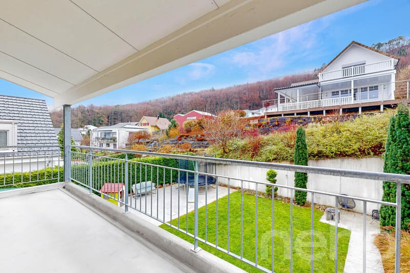 Modernes Zuhause mit hochwertigem Ausbau und gepflegtem Gartenparadies (9)