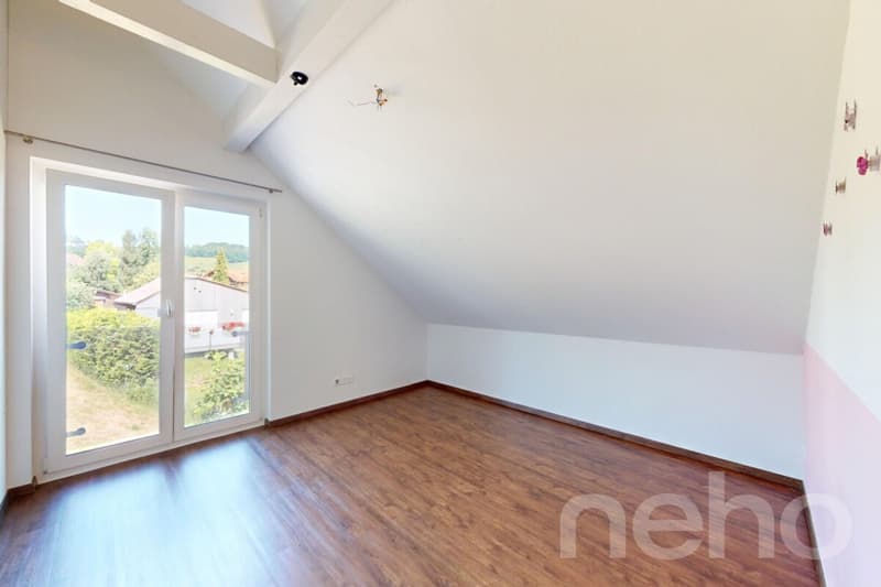 Freistehendes Einfamilienhaus mit Aussicht & Ausbaupotenzial (12)