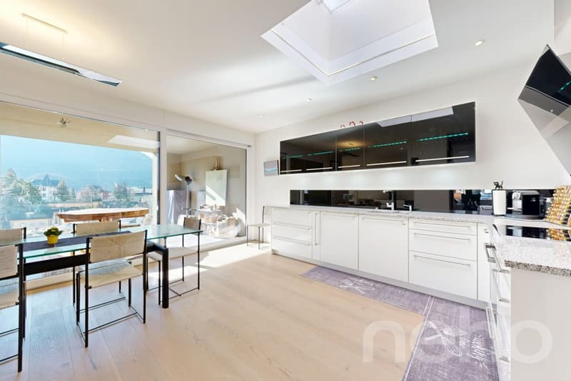Splendide attique contemporain avec vaste loggia et vue panoramique (5)