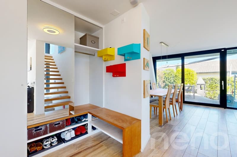 Exklusives Designhaus mit Galerie & beeindruckender Glasfront (12)