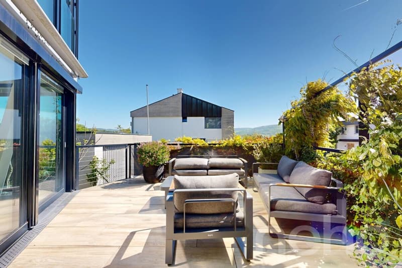 Exklusives Designhaus mit Galerie & beeindruckender Glasfront (9)