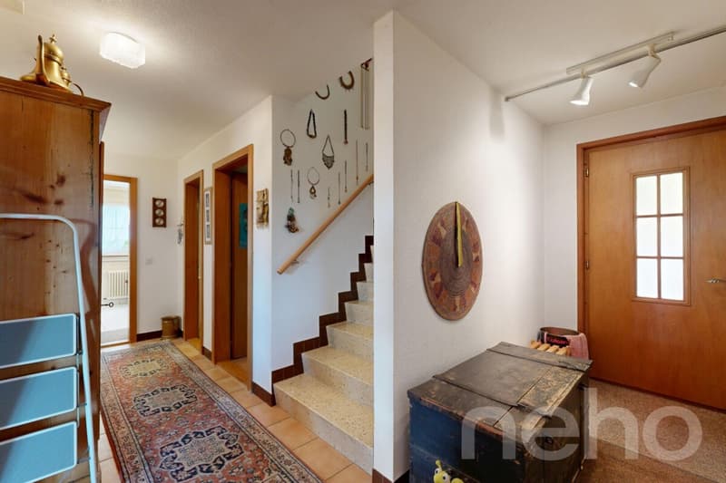 Grande villa lumineuse avec vue dégagée et parcelle de 1'205 m² (8)