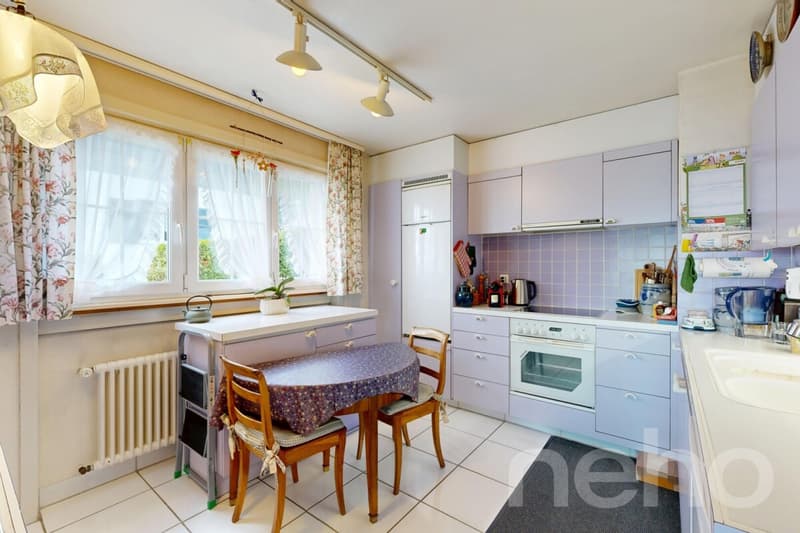 Grande villa lumineuse avec vue dégagée et parcelle de 1'205 m² (7)