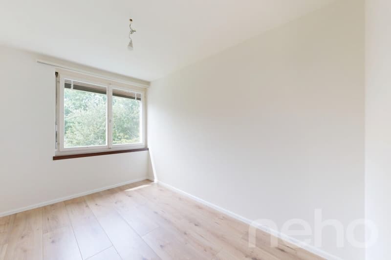 Reihenhaus mit Garten und Modernisierungspotenzial in Reinach (9)