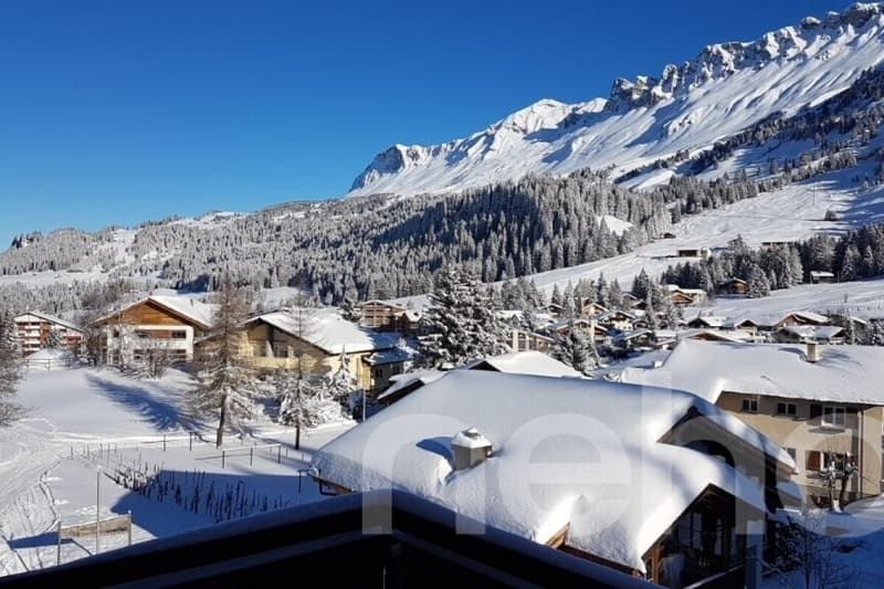 Charmante Maisonettewohnung mit Ski-in/Ski-out und Bergsicht in Parpan (12)