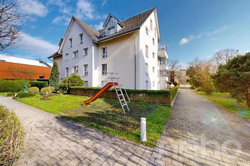 Grosszügige 4.5 Zimmer Gartenmaisonette (12)