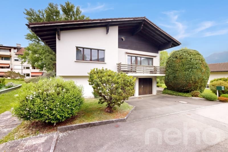 5.5-Zimmer-EFH mit Garten, Doppelgarage und viel Potenzial (1)