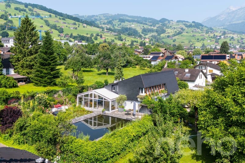 EFH in Grabs mit Naturpool, Privatsphäre & Gartenidylle (1)