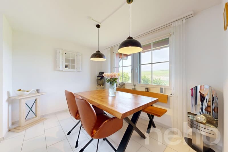 3.5-Zimmer-Wohnung mit unverbaubarer Aussicht (5)
