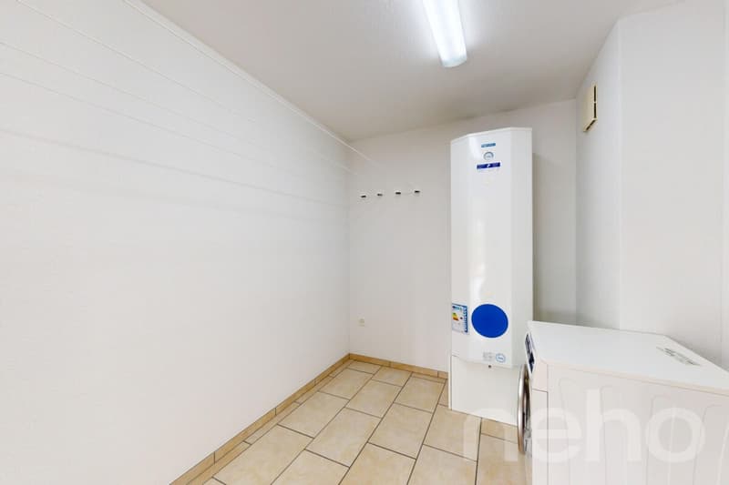 Lichtdurchflutete Terrassenwohnung mit Weitblick & Komfort (12)