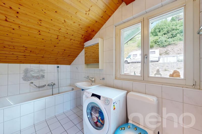 Duplex de 6.5 pièces avec balcon, garages et vue dégagée à Savièse (11)